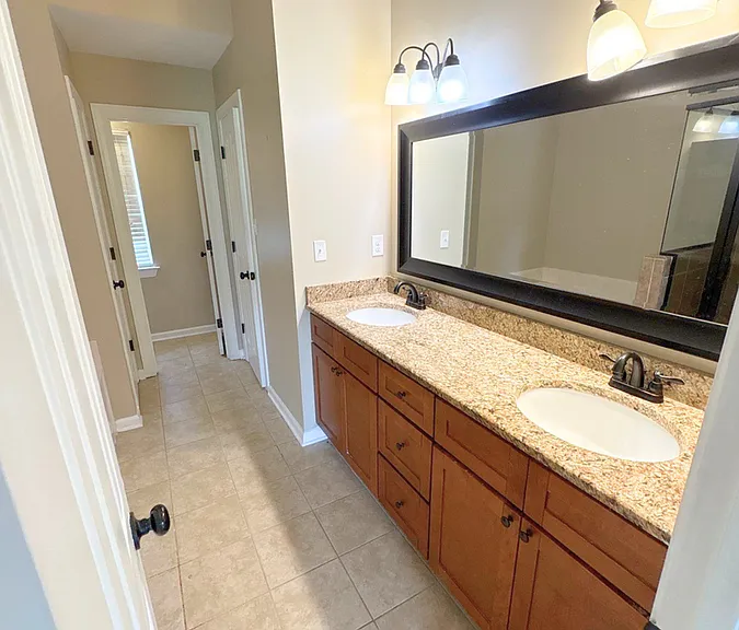 9456 Club Walk Ct — Photo 10