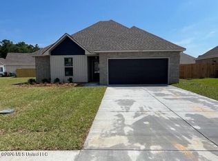 15207 High Point Dr, Gulfport, MS 39503