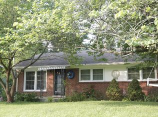 668 Sheridan Dr, Lexington, KY 40503
