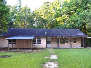 1909 Simpson Hwy 149, Mendenhall, MS 39114