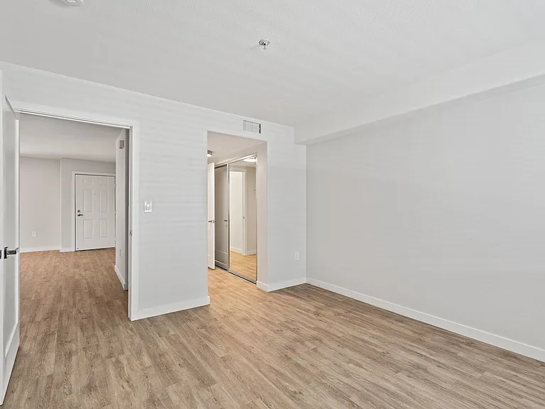 18425 Malden — Photo 41