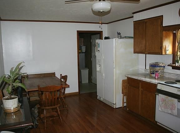 2nd image of 616 Township Road 1010