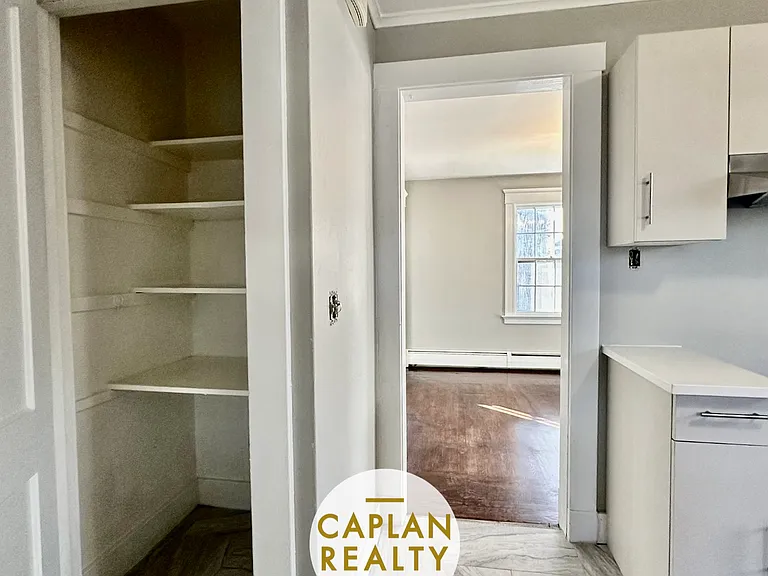 35 Glen Rd — Photo 13