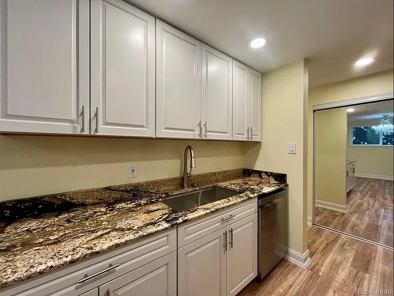 2375 S Linden Ct #208S — Photo 3