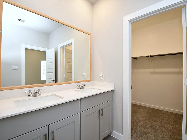4212 Lyons Fall Dr — Photo 22