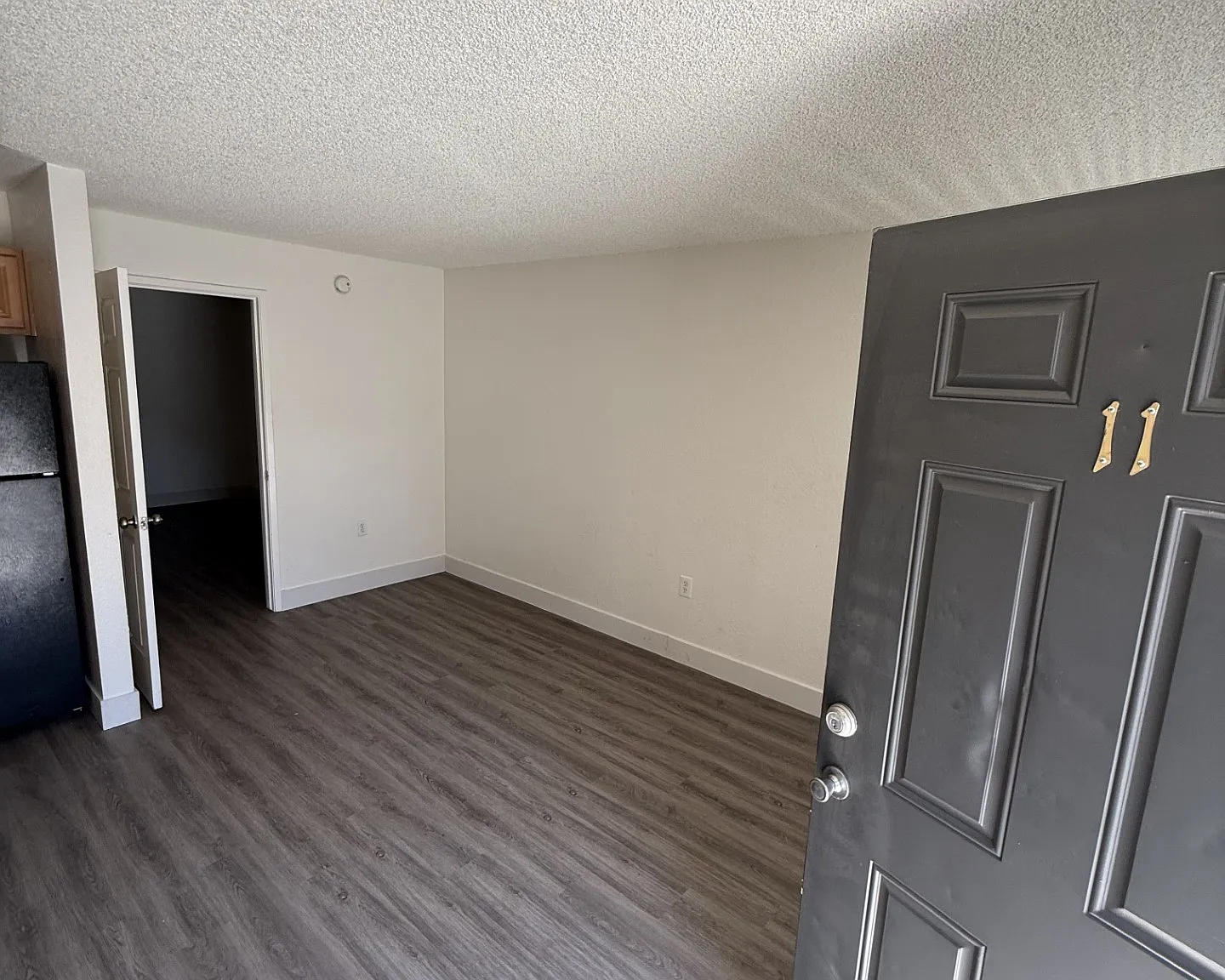 1 bed, 480 sqft, $1,050 — Photo 2