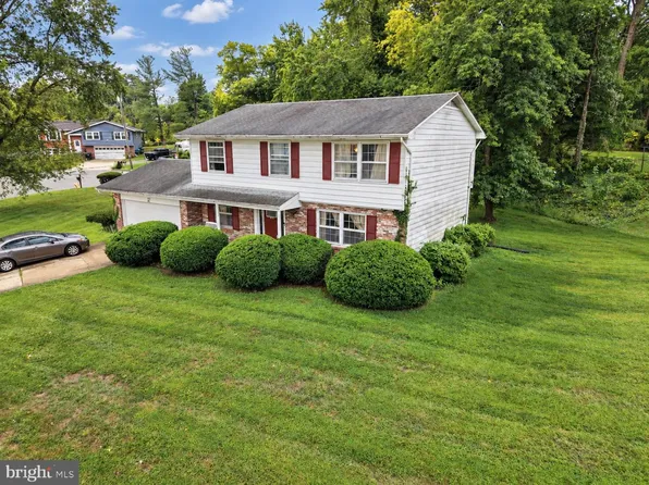 1901 Chalfont Ct, Fort Washington, MD 20744