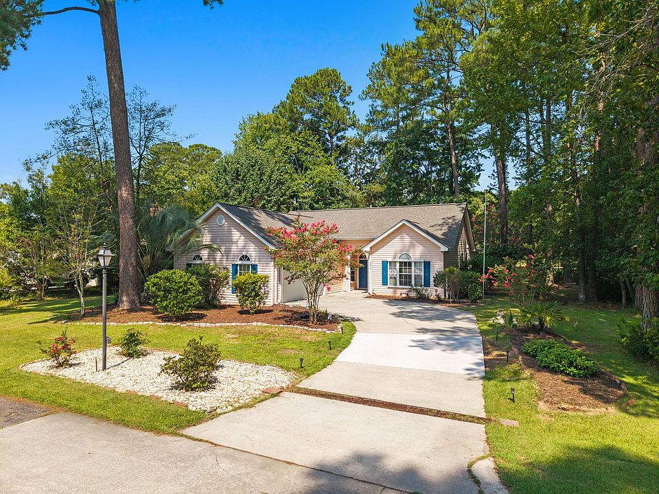 1st image of 2613 Brick Dr.