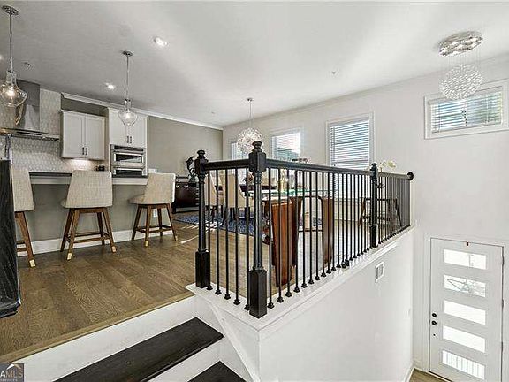 3rd image of 1517 Cobalt Dr