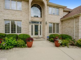 1437 Selkirk St, Flossmoor, IL 60422