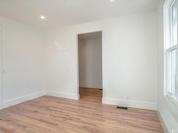 5th image of 252 Parker Ave #A