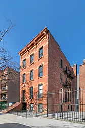 165 North 5th Street in Williamsburg