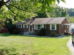 6237 Poage Valley Rd, Roanoke, VA 24018