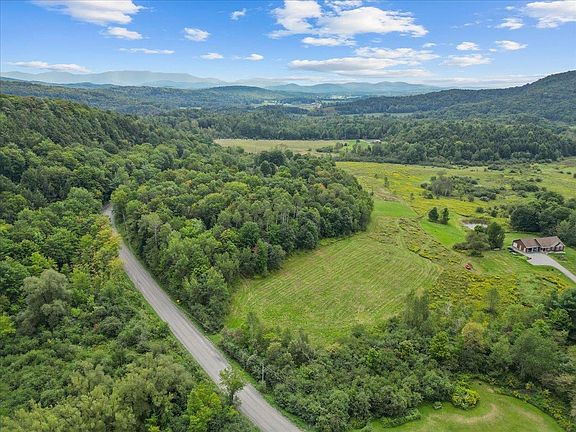 4th image of 384 Woodward Road