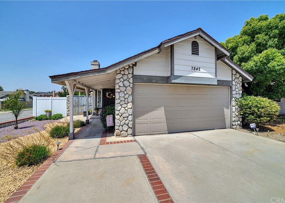 1st image of 7842 Pinyon Ave