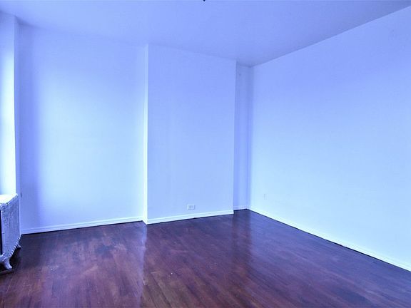2nd image of 218 W 113th St APT 6D