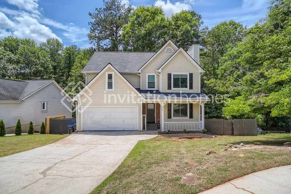 594 Rivulett Ct Lawrenceville, GA 30043 — Photo 1