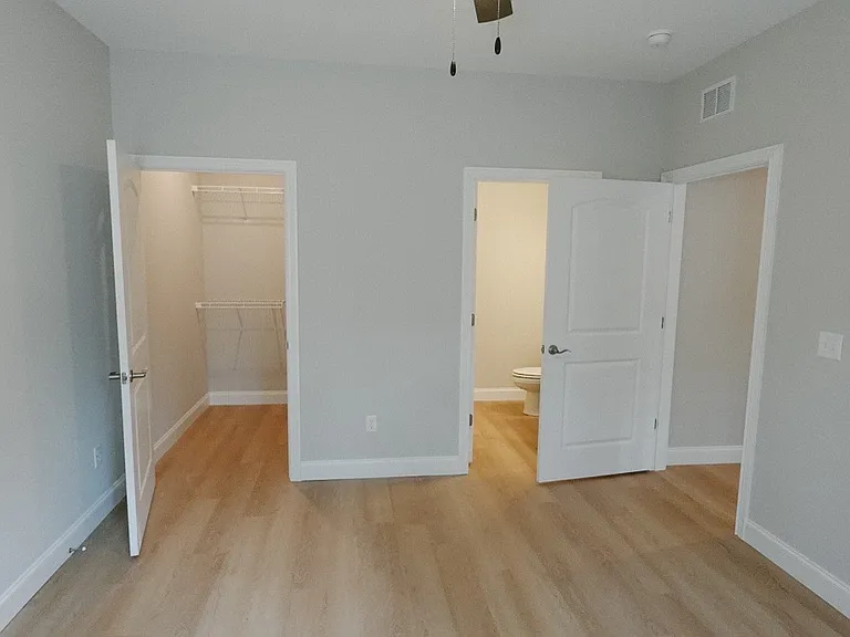 Laurel Ridge — Photo 4