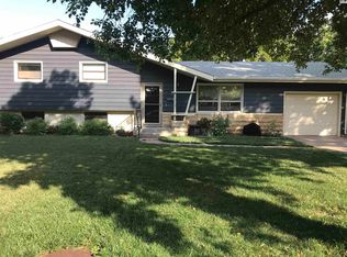 1312 Lyndon Rd, McPherson, KS 67460