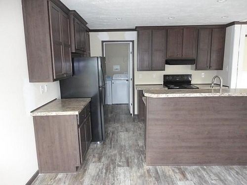 2nd image of 40 Foxcroft Way