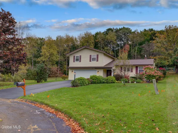 4 Tomahawk Place, Johnstown, NY 12095