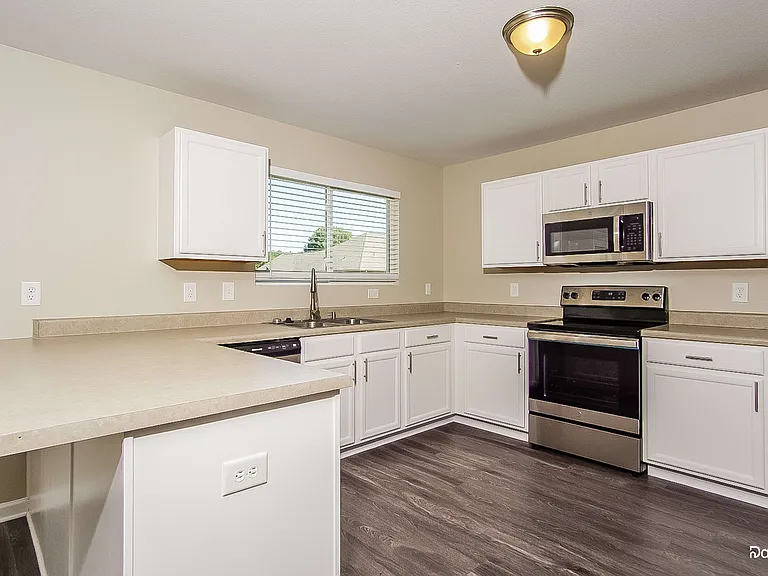 111 Firefly Ln — Photo 3