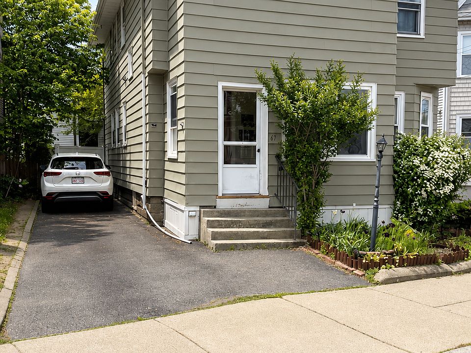 1st image of 67 Winchester St #2