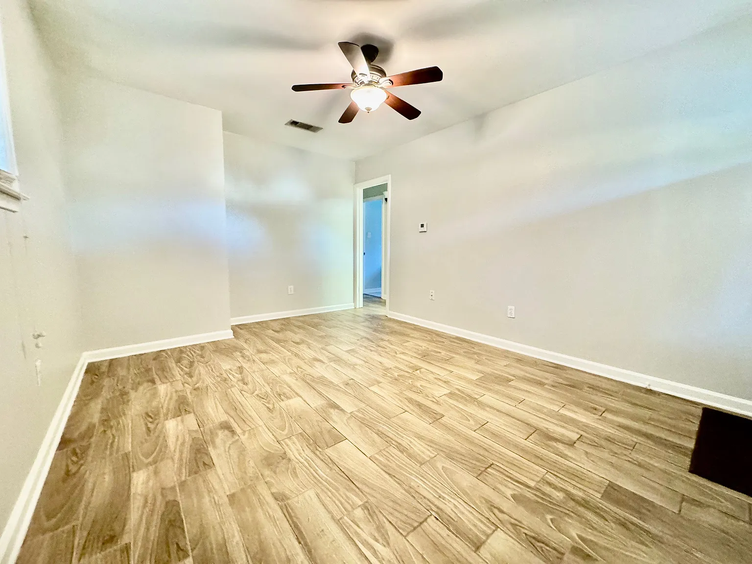 932 Helios Avenue — Photo 2