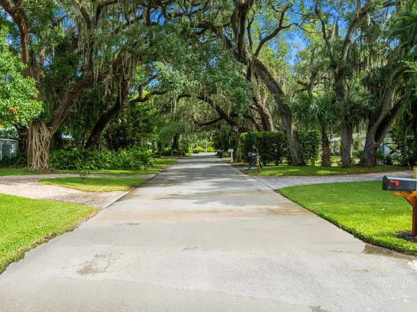 2706 10th Ave, Vero Beach, FL 32960