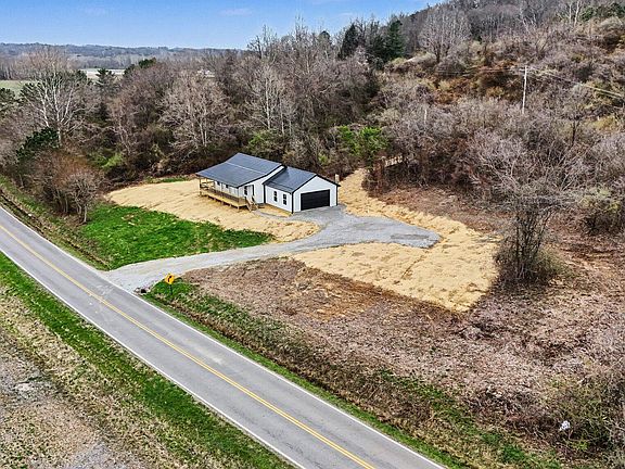 3rd image of 28430 Hide A Way Hills Rd