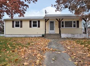 480 Butman Rd, Lowell, MA 01852