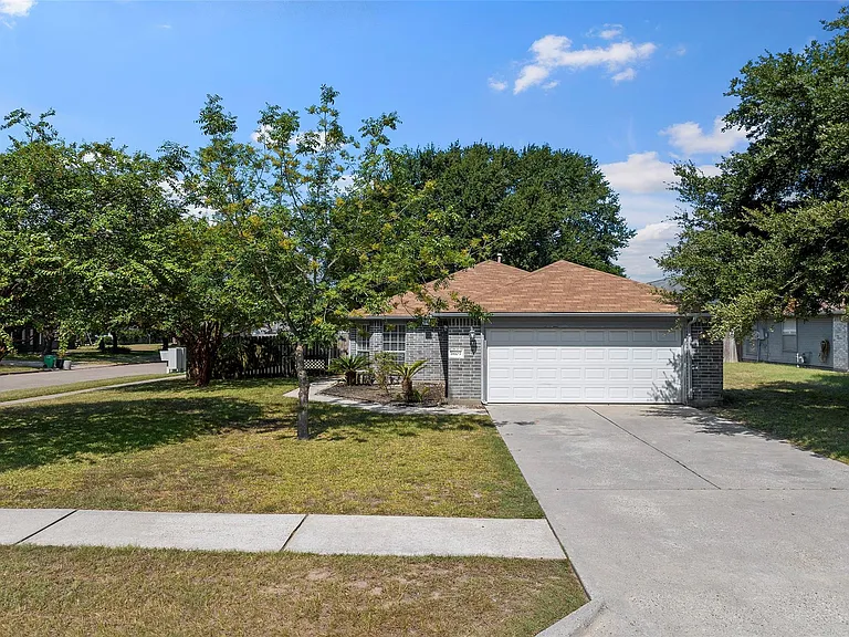18103 Gravenhurst Ln — Photo 35