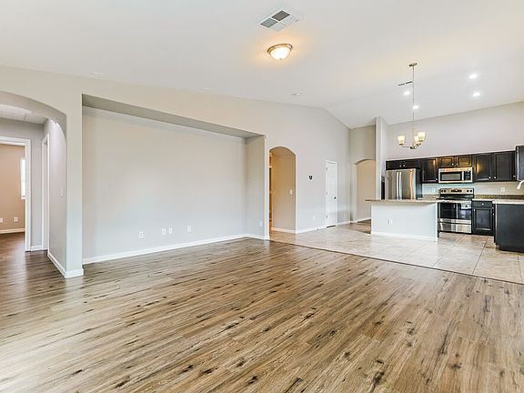 4th image of 4043 E Los Altos Dr