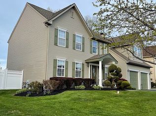 1107 E Chestnut Ave, Norristown, PA 19403