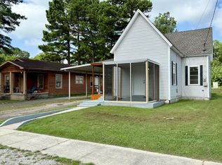 608 S 6th St, Paragould, AR 72450