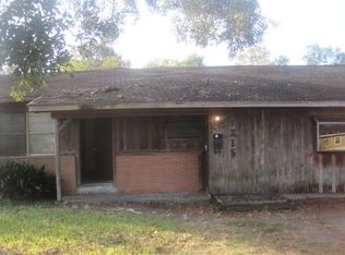 7315 Scotts Dr, Beaumont, TX 77708