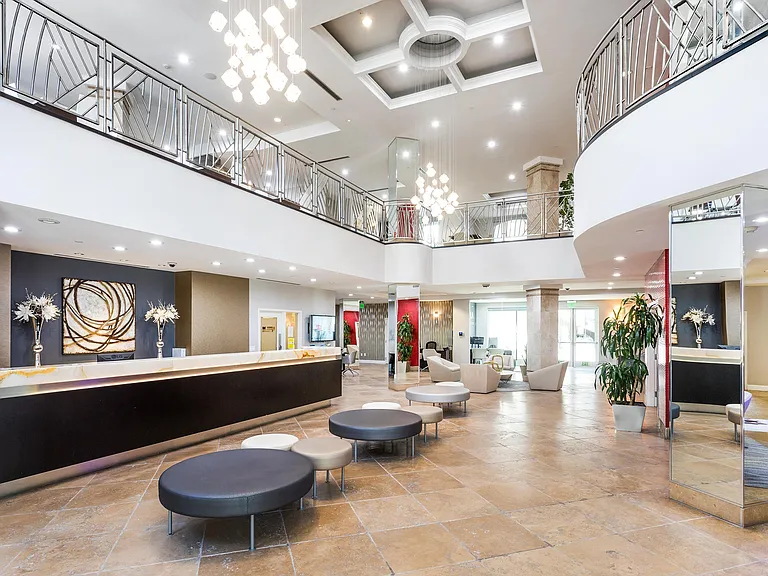 La Jolla Crossroads Apartments — Photo 65