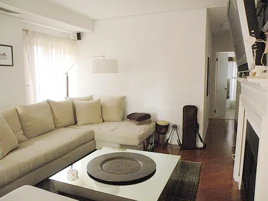 Rented by Sotheby's International Realty | media 2