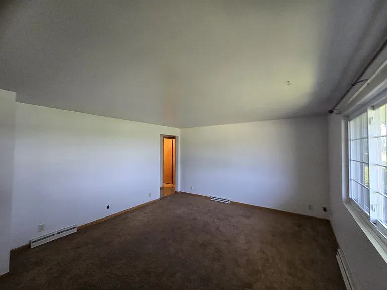 6164 Pilot Knob Ave NE — Photo 5
