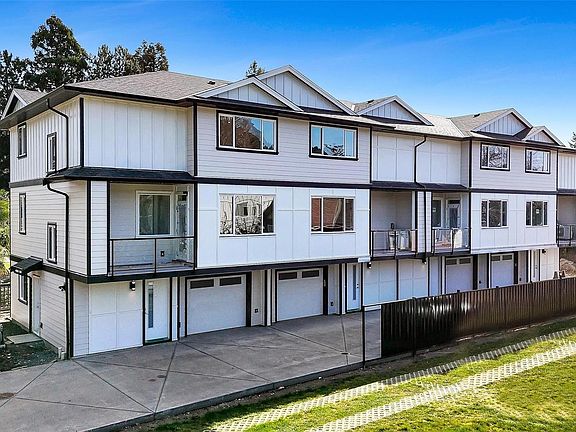 4th image of 1559 Ash Rd #4