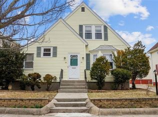 76 Daniel Ave, Providence, RI 02909