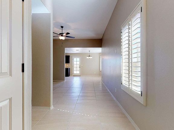 4th image of 13653 Lago Vista Ave