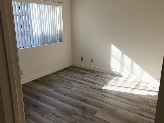 3rd image of 4135 Georgia St #5