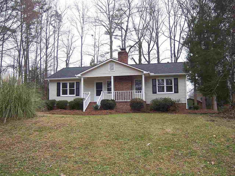 1st image of 1638 Lakewood Dr W