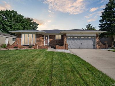 3101 Donna Dr, Sterling Heights, MI, 48310