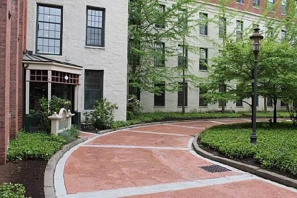 1st image of 15 Higgins St APT 213
