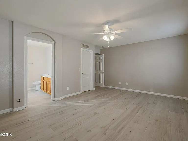1693 E Milky Way — Photo 15