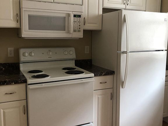 4th image of 3207 Halliday Ave APT 2W