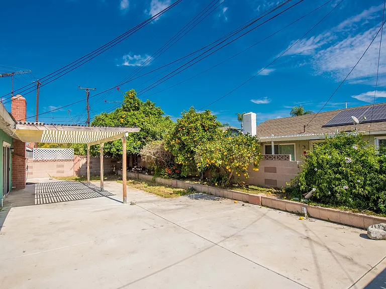 15412 Shasta Ln — Photo 30