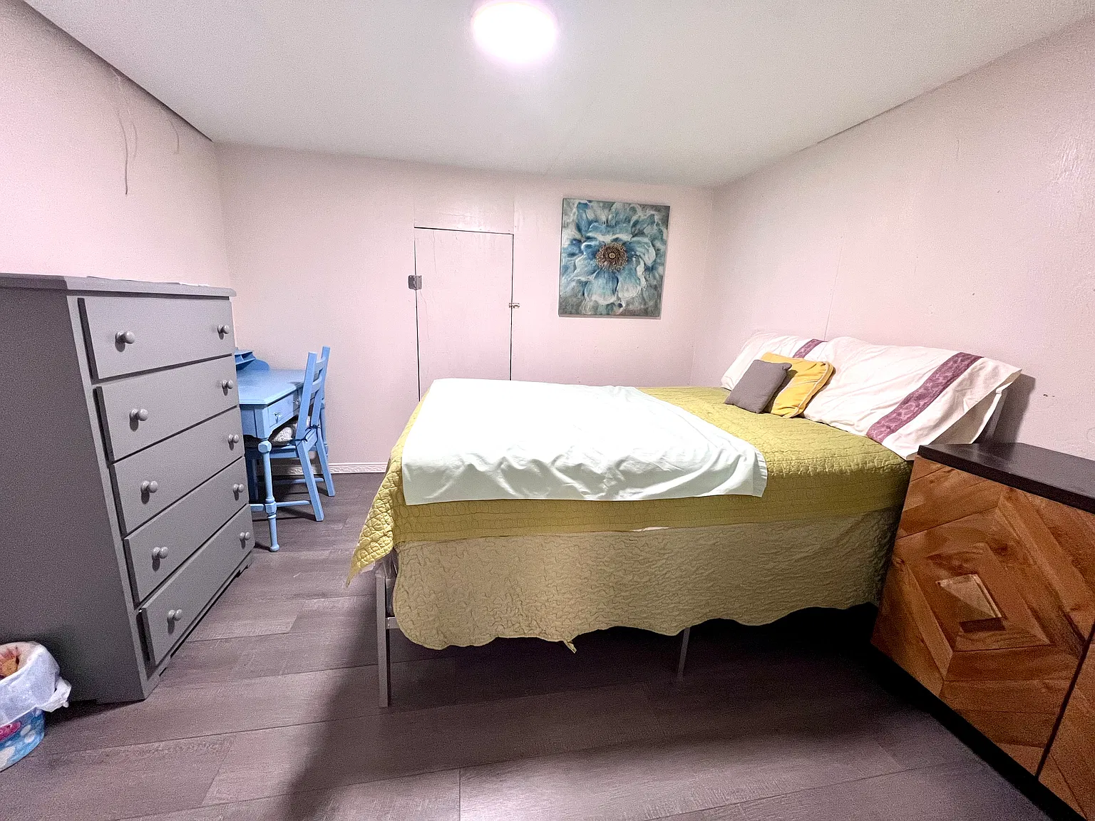2 bed, $1,300 — Photo 1
